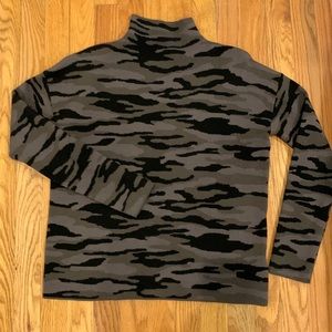 Mock neck Camo sweater size S